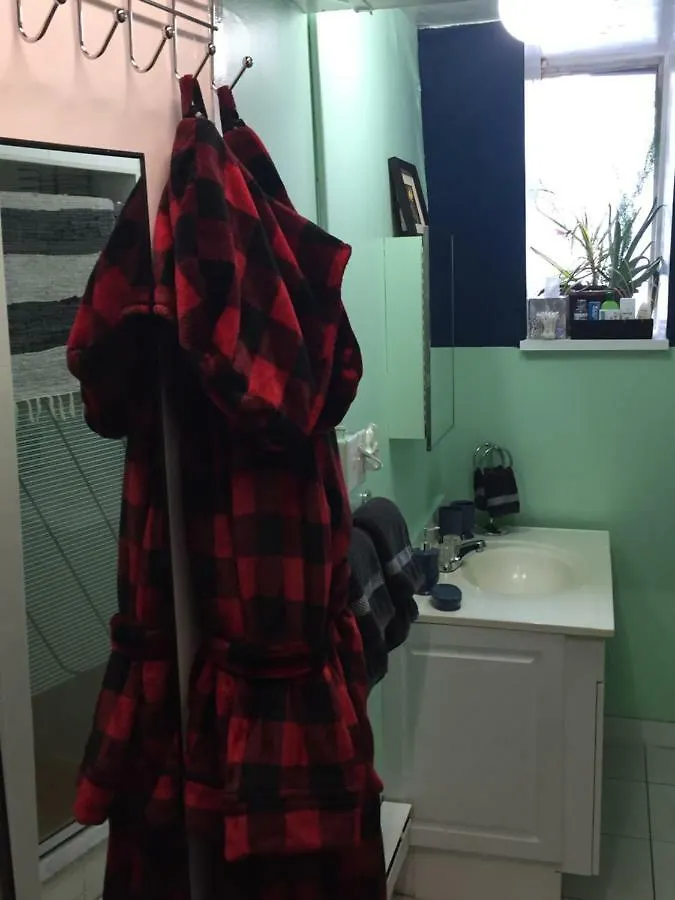 דירה טורונטו Cabbagetown Bachelor Studios